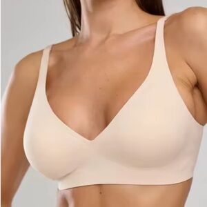 Seamless Cream Bralette